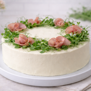 Kinkku-voileipäkakku