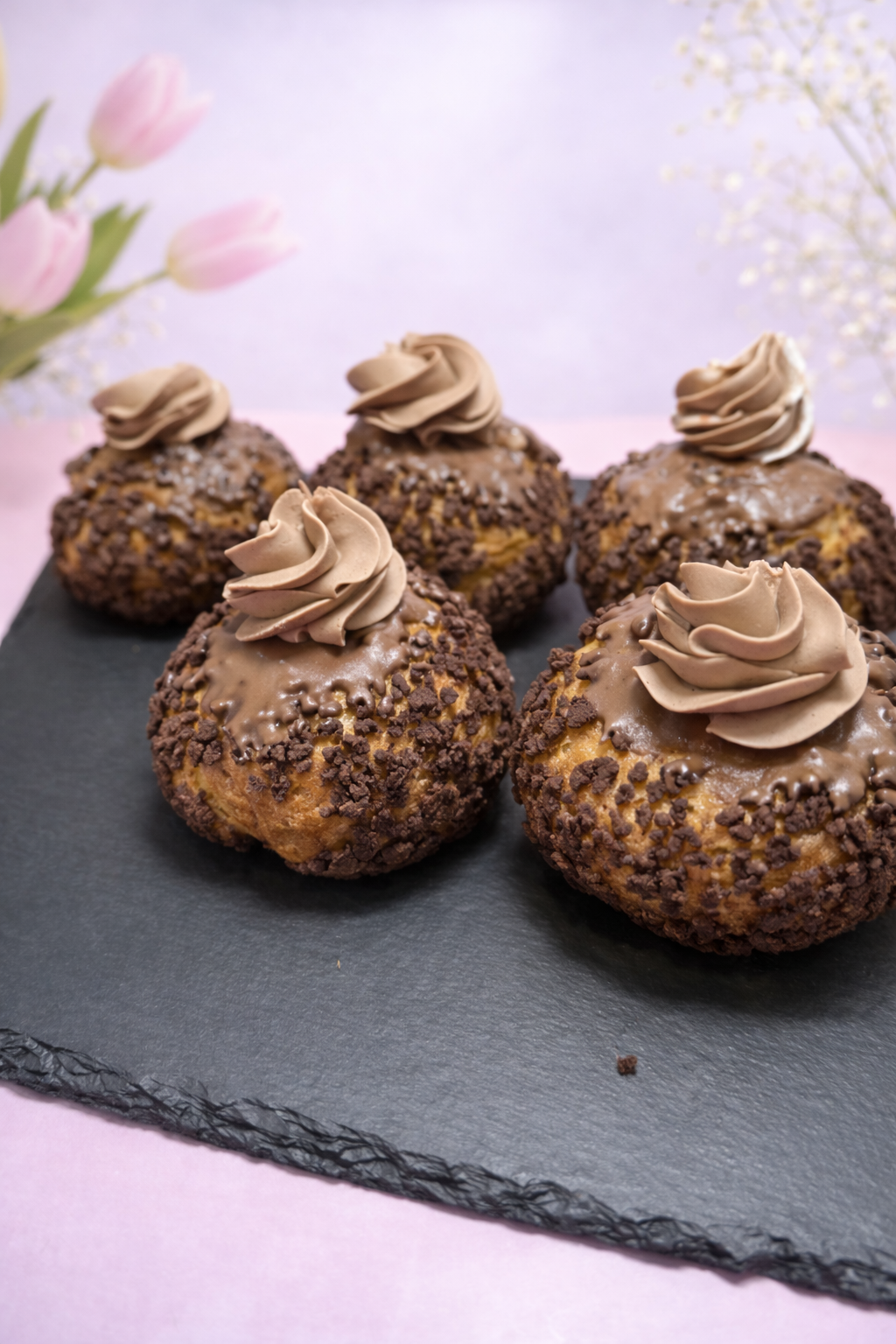 Suklaa choux - leivos - Image 3